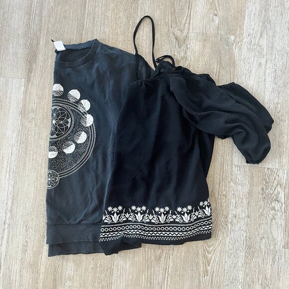 Womens Bundle of 2 Tops - L - Picture 1 of 9